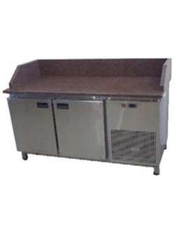 Холодильный стол с 3-мя бортами 1400х700х850 (2 двери) гранитная столешница